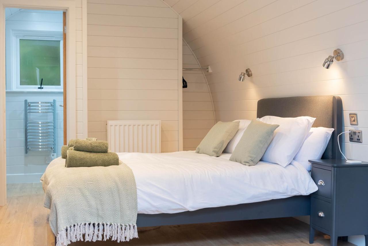 Ramsden The Plough Inn Cabins מראה חיצוני תמונה